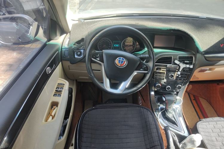Used Brilliance V5 2012 1.6L Automatic Luxury Version Steering Wheel