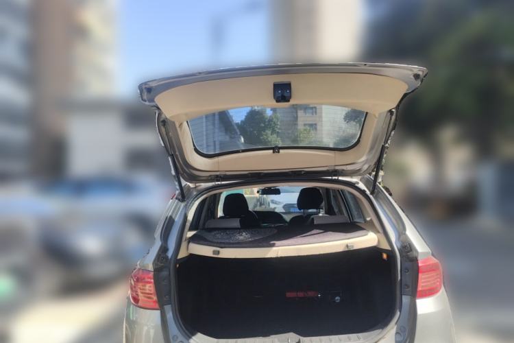 Used Brilliance V5 2012 1.6L Automatic Luxury Version Trunk