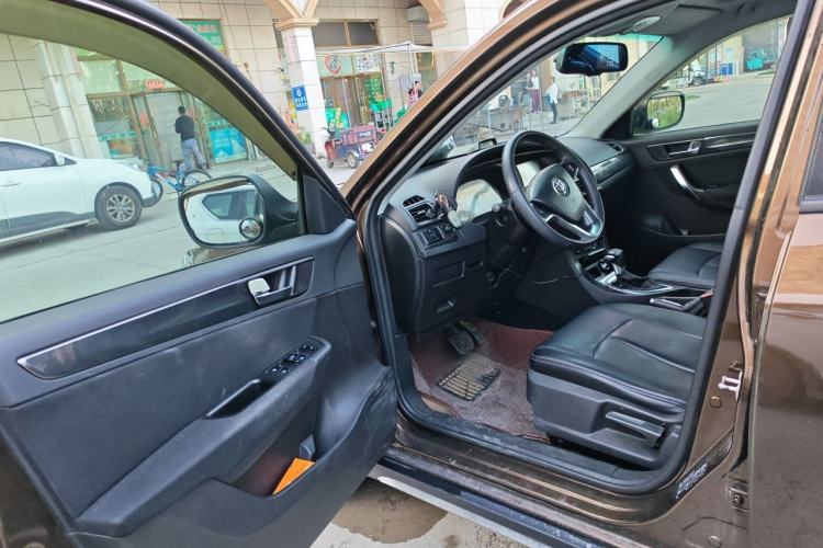 Used Brilliance V5 2012 1.5T Automatic Two-Wheel Drive Sport Version Driver Seat