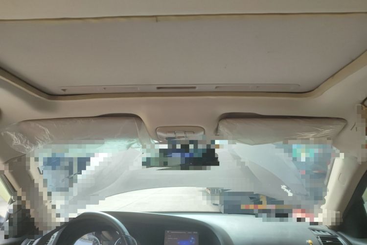 Used Brilliance V5 2012 1.6L Automatic Luxury Version Headliner