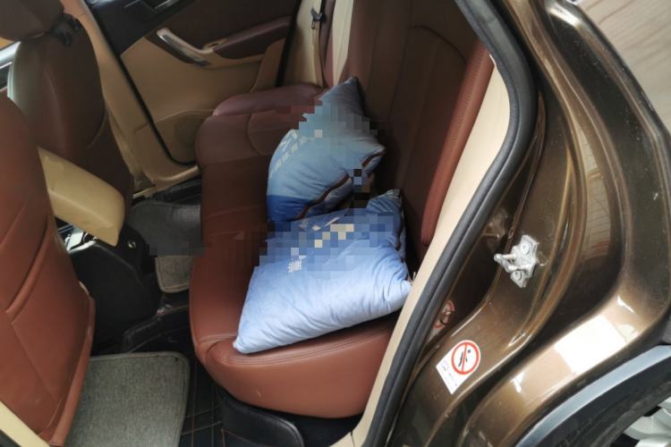 Used Brilliance V5 2012 1.5T Automatic Two-Wheel Drive Luxury Version Left Rear Seat