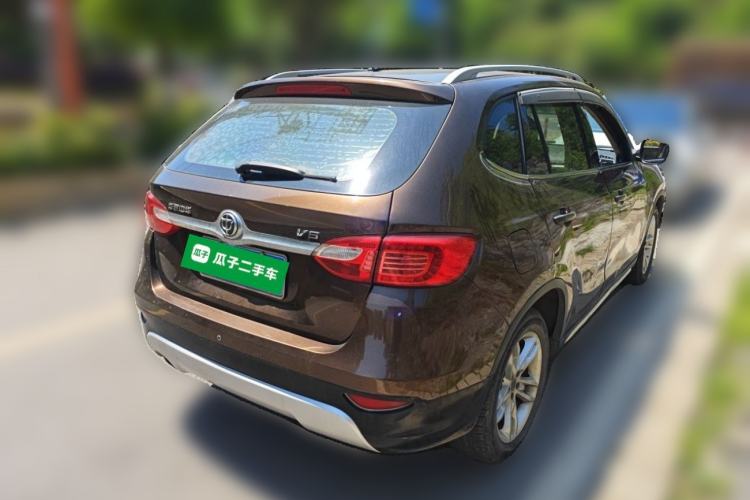 Used Brilliance V5 2012 1.6L Automatic Luxury Version Rear Right 45 Deg