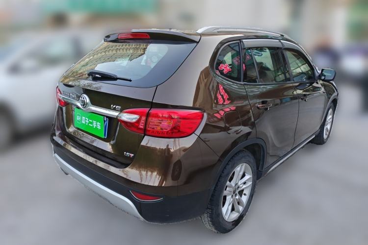 Used Brilliance V5 2012 1.5T Automatic Two-Wheel Drive Sport Version Rear Right 45 Deg