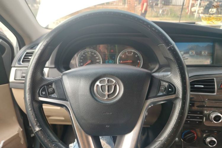 Used Brilliance V5 2012 1.6L Manual Comfort Model Steering Wheel