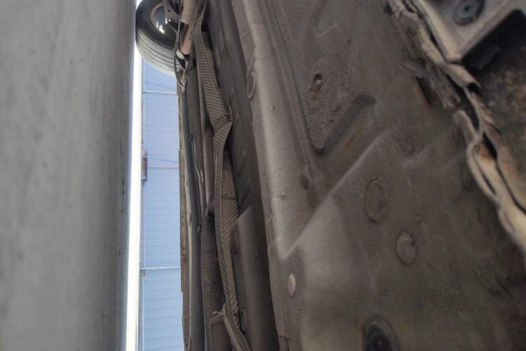 Used Brilliance V5 2012 1.6L Automatic Luxury Version Chassis Front Right