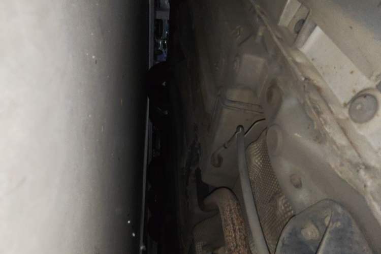 Used Brilliance V5 2012 1.6L Automatic Luxury Version Chassis Rear Left