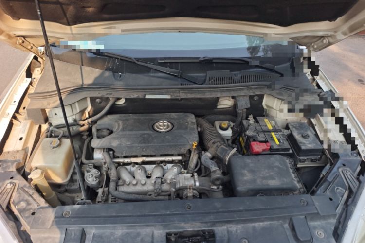 Used Brilliance V5 2012 1.5T Automatic Two-Wheel Drive Sport Version Engine Bay