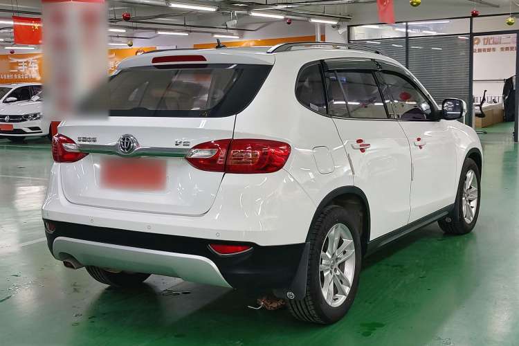 Used Brilliance V5 2012 1.6L Manual Comfort Model Exterior 3
