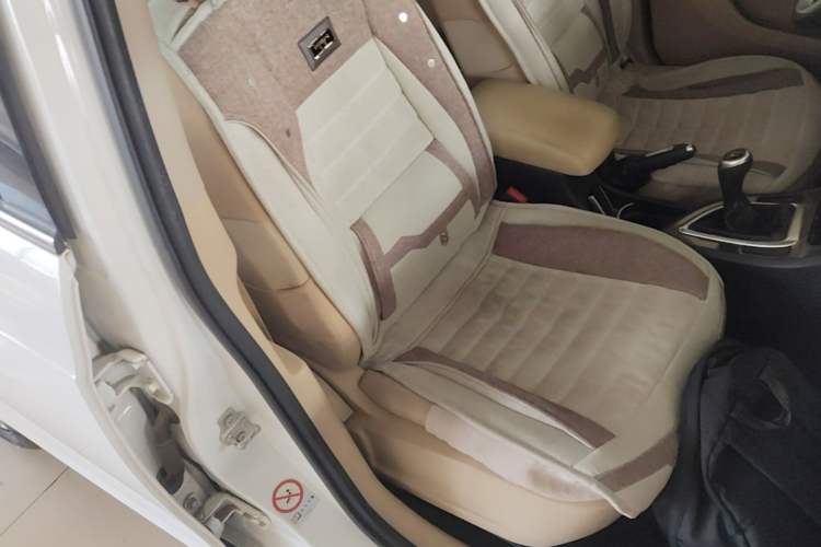 Used Brilliance V5 2012 1.6L Manual Luxury Model Right Front Seat