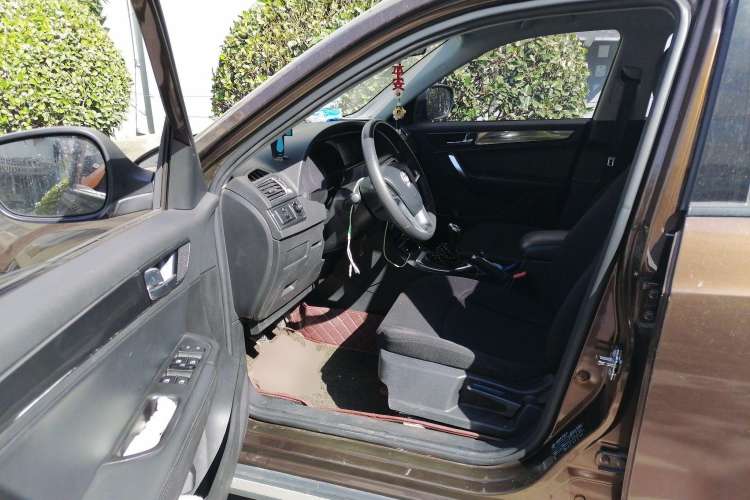 Used Brilliance V5 2014 1.6L Manual Comfort Model Driver Seat