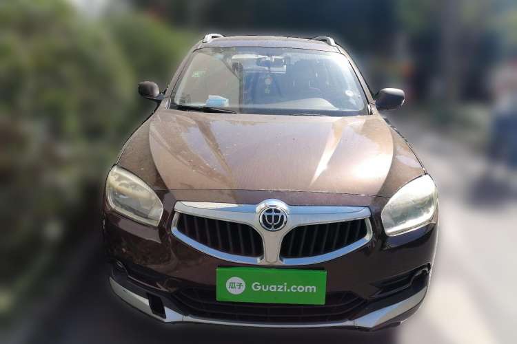 Used Brilliance V5 2014 1.6L Manual Comfort Model Front