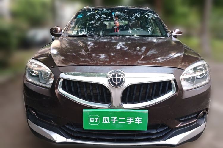 Used Brilliance V5 2014 1.5T Automatic Two-Wheel Drive Luxury Version Front
