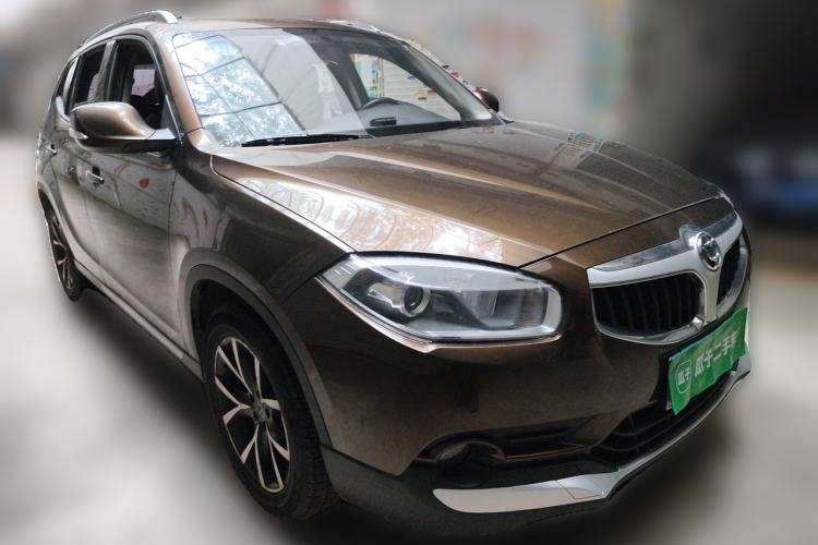Used Brilliance V5 2014 1.6L Automatic Comfort Model Front Right 45 Deg