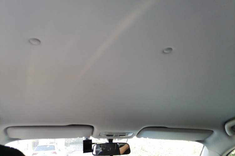 Used Brilliance V5 2014 1.6L Manual Comfort Model Headliner