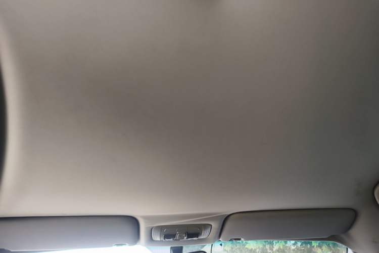 Used Brilliance V5 2014 1.6L Manual Comfort Model Headliner