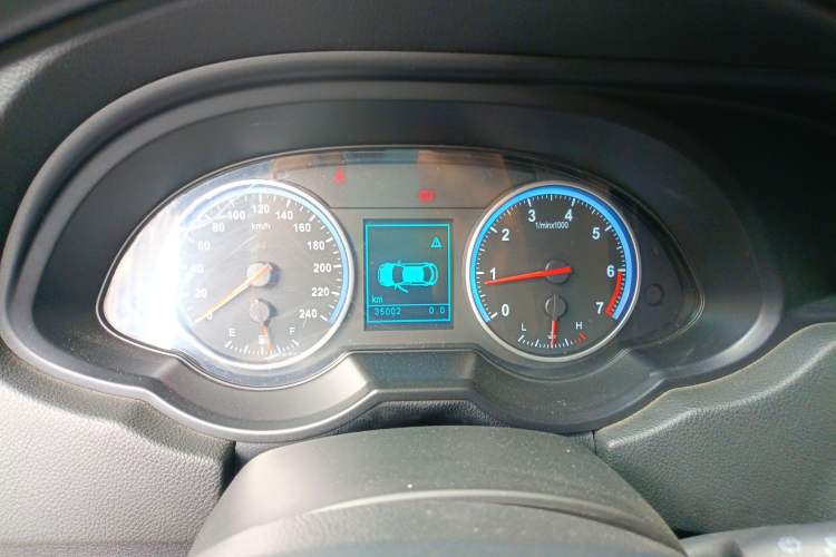 Used Brilliance V5 2014 1.6L Manual Comfort Model Instrument Cluster