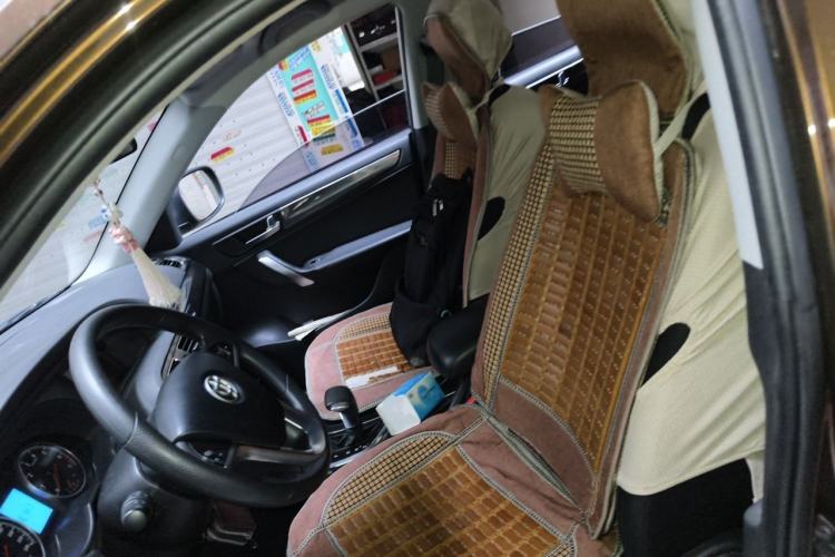 Used Brilliance V5 2014 1.6L Automatic Comfort Model Left Front Seat