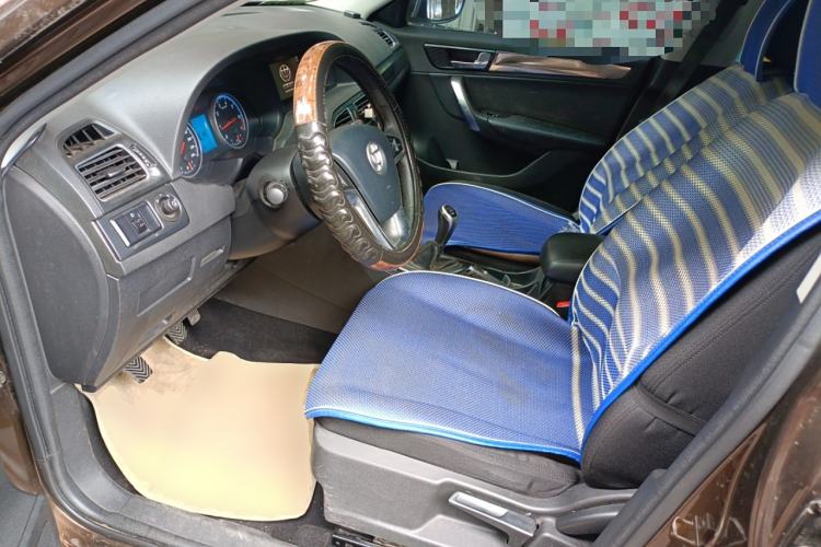 Used Brilliance V5 2014 1.6L Manual Comfort Model Left Front Seat