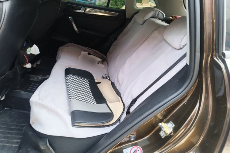 Used Brilliance V5 2014 1.6L Manual Comfort Model Left Rear Seat