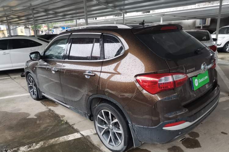 Used Brilliance V5 2014 1.5T Automatic Two-Wheel Drive Luxury Version Left Side