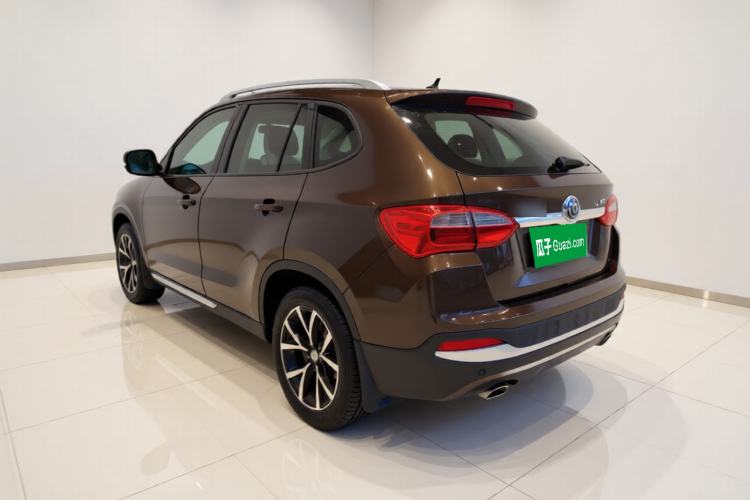 Used Brilliance V5 2014 1.5T Automatic Two-Wheel Drive Sport Model Rear Left 45 Deg