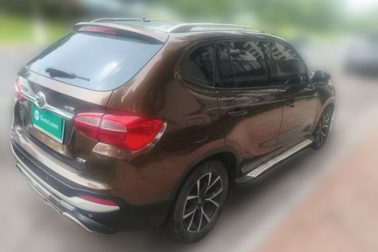 Used Brilliance V5 2014 1.5T Automatic Two-Wheel Drive Sport Model Rear Right 45 Deg
