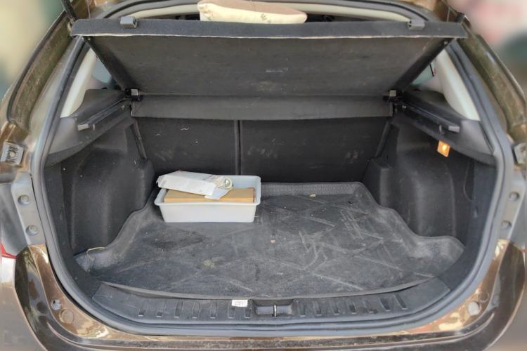 Used Brilliance V5 2014 1.5T Automatic Two-Wheel Drive Sport Model Trunk