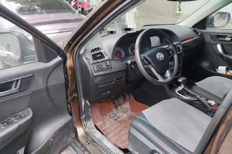 Used Brilliance V5 2014 1.5T Automatic Two-Wheel Drive Sport Model Driver Seat