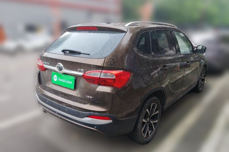 Used Brilliance V5 2014 1.5T Automatic Two-Wheel Drive Sport Model Rear Right 45 Deg