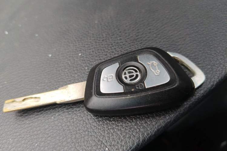 Used Brilliance V5 2014 1.5T Automatic Two-Wheel Drive Sport Model Vehicle Key