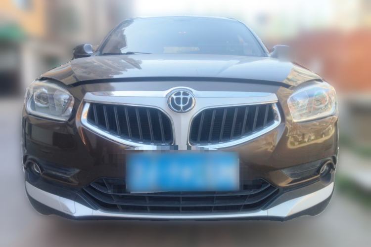 Used Brilliance V5 2014 1.6L Manual Comfort Model Front
