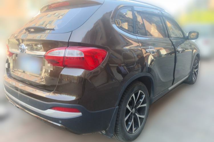 Used Brilliance V5 2014 1.6L Manual Comfort Model Rear Right 45 Deg