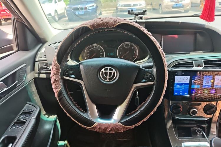 Used Brilliance V5 2014 1.6L Manual Comfort Model Steering Wheel