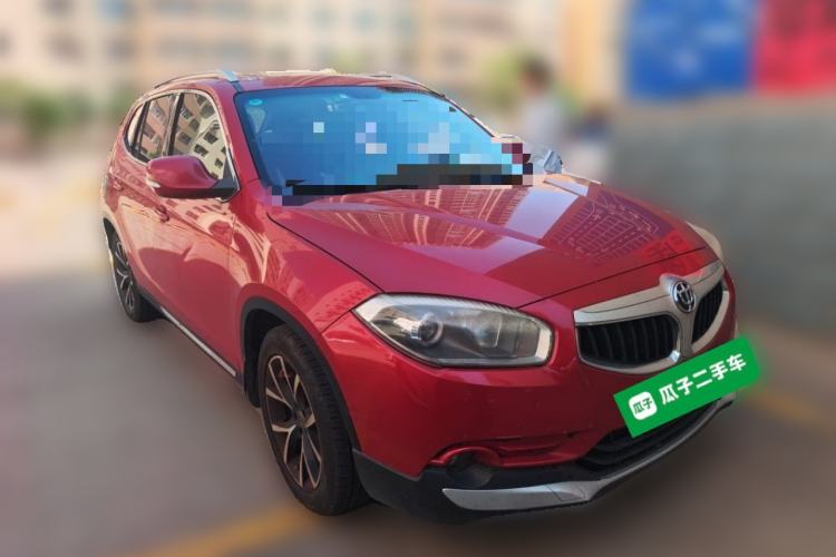 Used Brilliance V5 2014 1.5T Automatic Two-Wheel Drive Sport Model Front Right 45 Deg