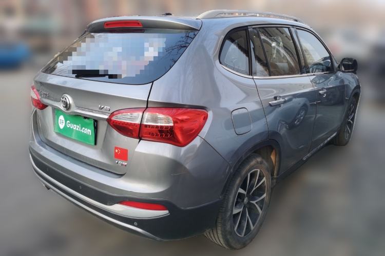 Used Brilliance V5 2014 1.5T Manual Two-Wheel Drive Luxury Model Rear Right 45 Deg
