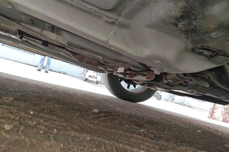 Used Brilliance V5 2014 1.5T Automatic Two-Wheel Drive Sport Model Chassis Front Right