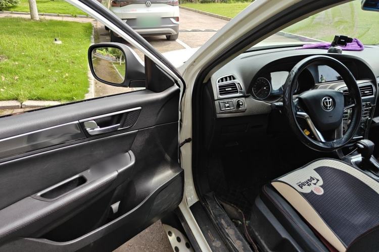 Used Brilliance V5 2014 1.5T Automatic Two-Wheel Drive Sport Model Driver Seat