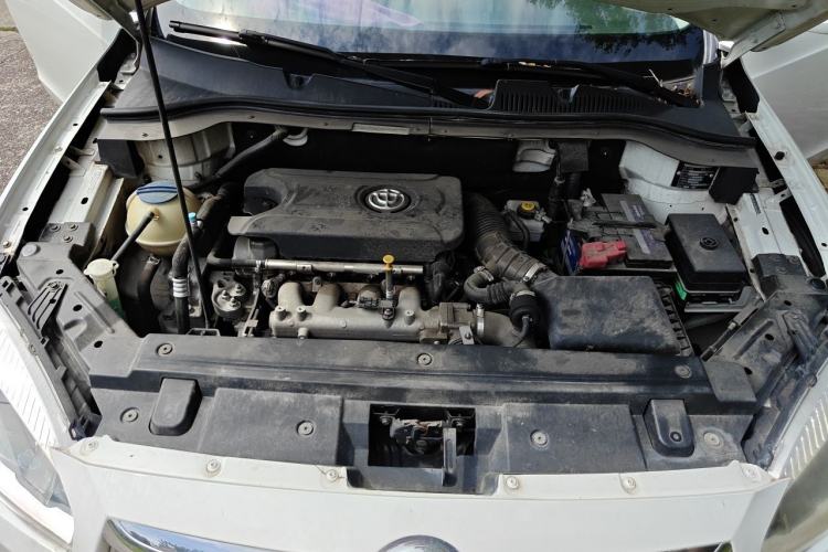 Used Brilliance V5 2014 1.5T Automatic Two-Wheel Drive Sport Model Engine Bay