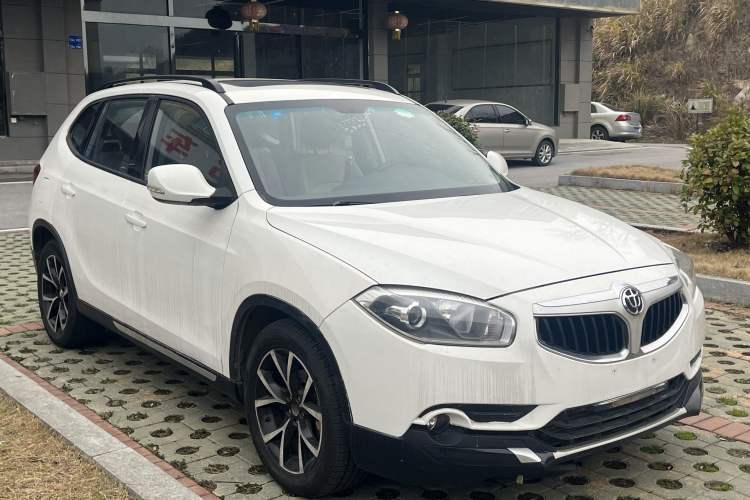 Used Brilliance V5 2014 1.5T Automatic Two-Wheel Drive Sport Model Exterior 2