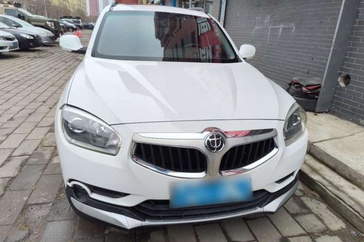 Used Brilliance V5 2014 1.5T Automatic Two-Wheel Drive Sport Model Front