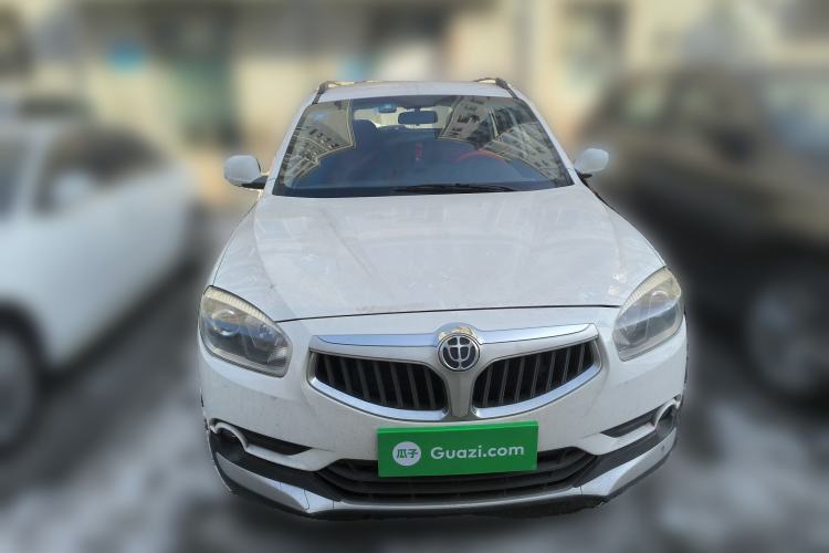 Used Brilliance V5 2014 1.6L Manual Comfort Model Front