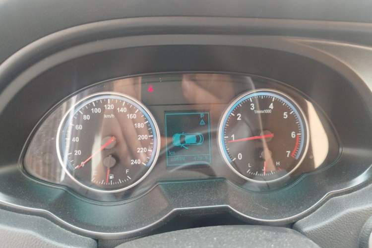 Used Brilliance V5 2014 1.6L Automatic Luxury Model Instrument Cluster