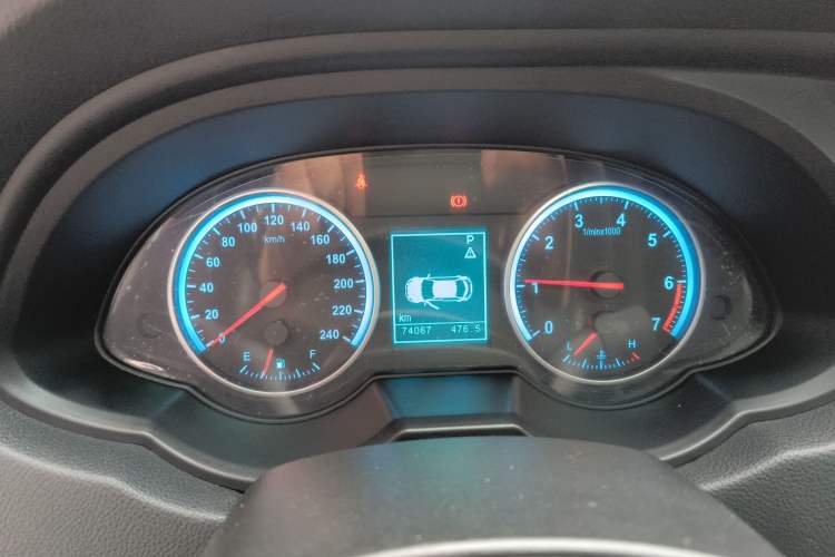 Used Brilliance V5 2014 1.5T Automatic Two-Wheel Drive Sport Model Instrument Cluster