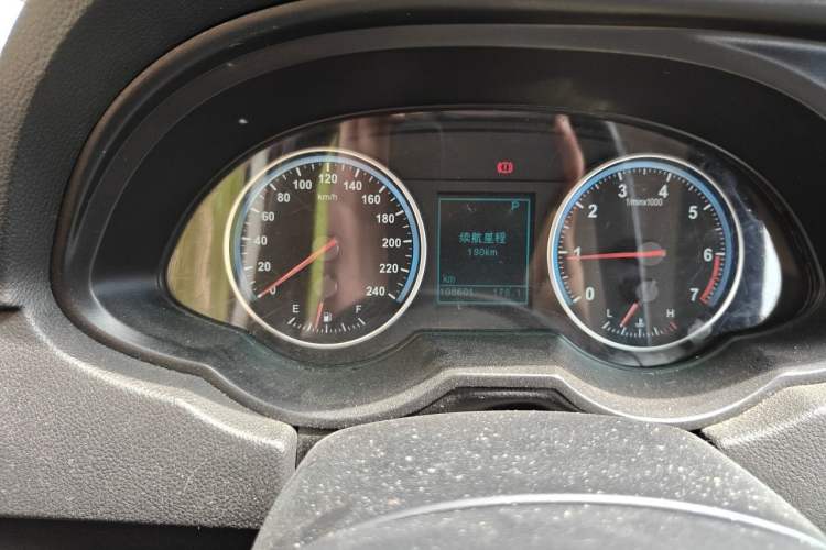 Used Brilliance V5 2014 1.5T Automatic Two-Wheel Drive Sport Model Instrument Cluster