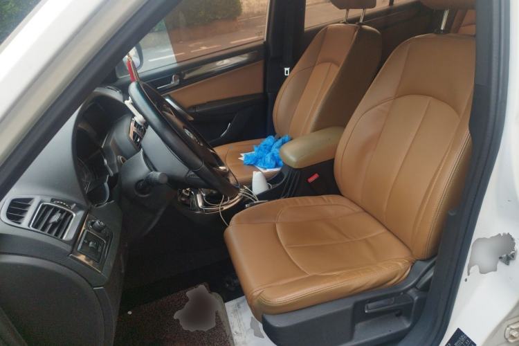 Used Brilliance V5 2014 1.6L Automatic Luxury Model Left Front Seat