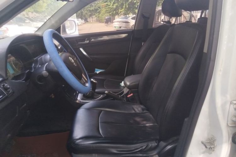 Used Brilliance V5 2014 1.6L Manual Comfort Model Left Front Seat