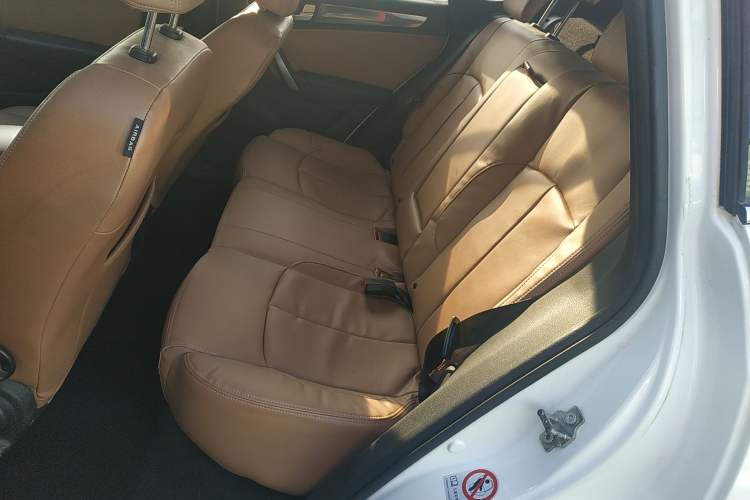 Used Brilliance V5 2014 1.6L Automatic Luxury Model Left Rear Seat