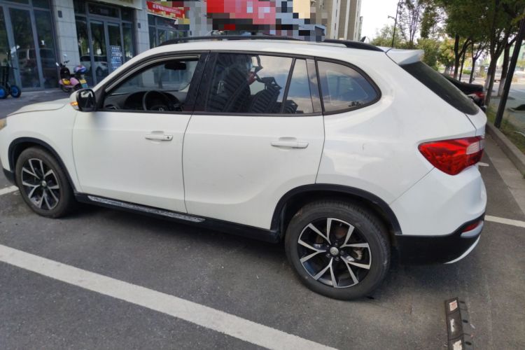 Used Brilliance V5 2014 1.5T Automatic Two-Wheel Drive Sport Model Left Side