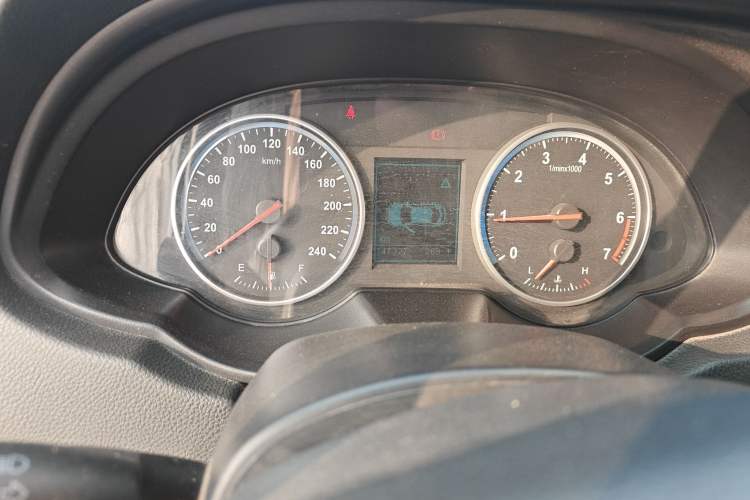Used Brilliance V5 2014 1.6L Manual Comfort Model Odometer Close Up