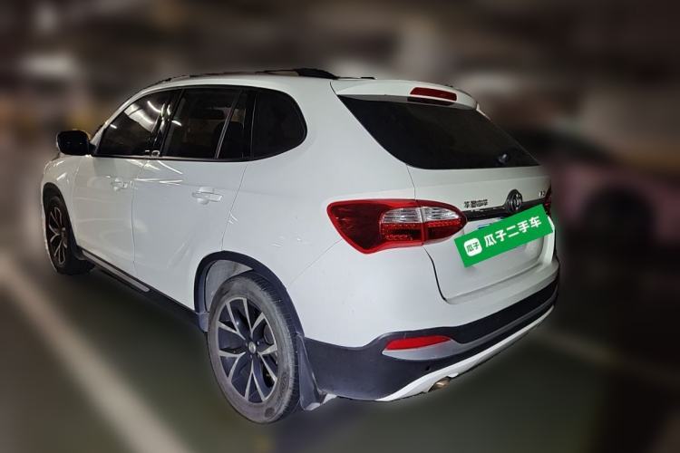 Used Brilliance V5 2014 1.6L Manual Comfort Model Rear Left 45 Deg
